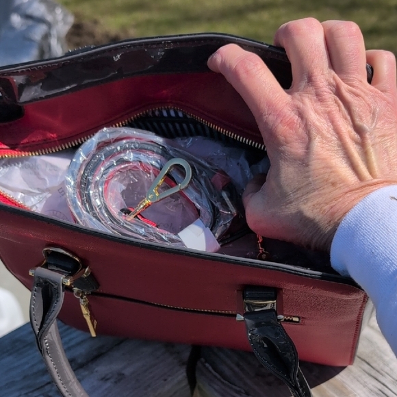 Nicole Lee Red and Black Studded Handbag - Picture 7 of 11